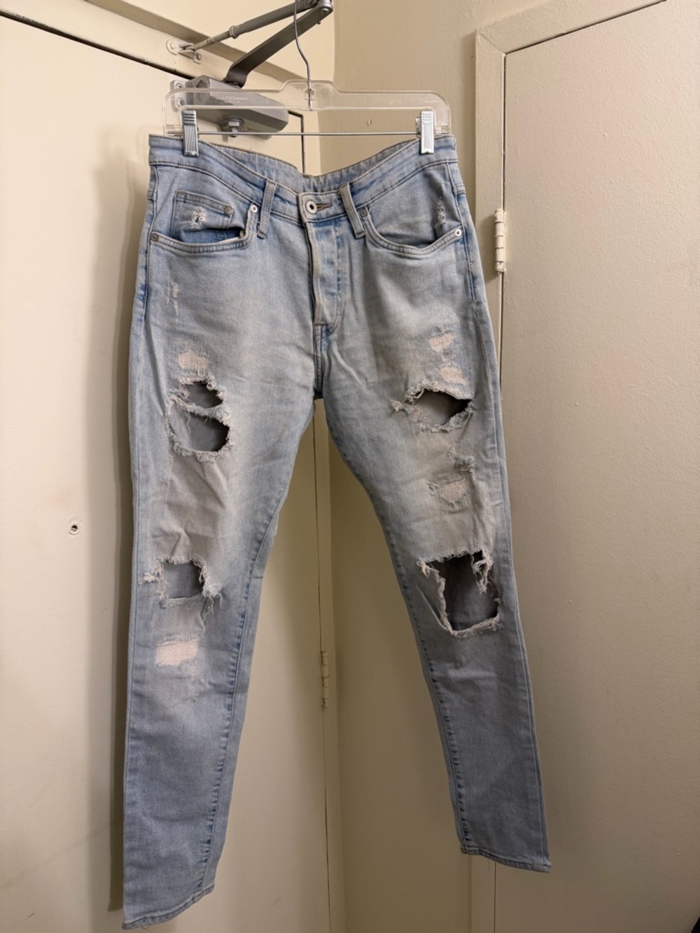 H&M Light Wash Distressed Ripped Jeans